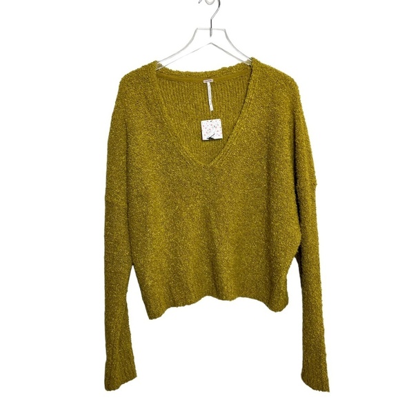 FREE PEOPLE | Finders Keepers V Neck Sweater Athens Moss Pullover - Picture 2 of 5